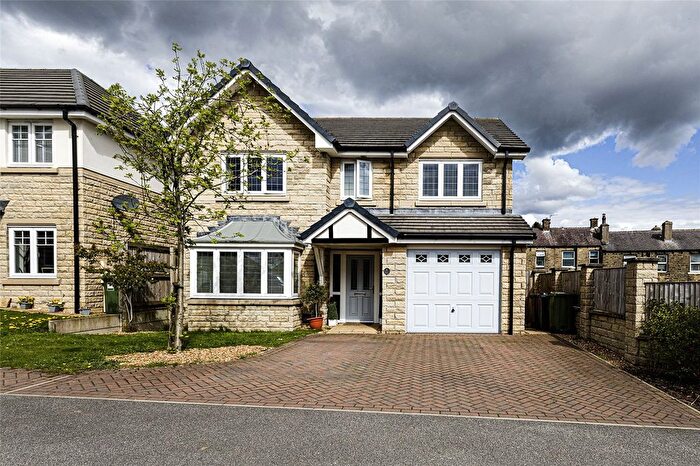 4 Bedroom Detached House For Sale In Century View, Golcar, Huddersfield, HD7