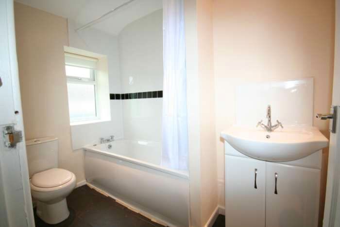 2 Bedroom Cottage To Rent In Park Street, Bollington, SK10