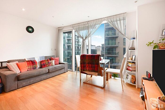 1 Bedroom Flat To Rent In Residence Tower, London, N4