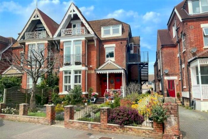 2 Bedroom Apartment To Rent In St. Catherines Road, Littlehampton, BN17