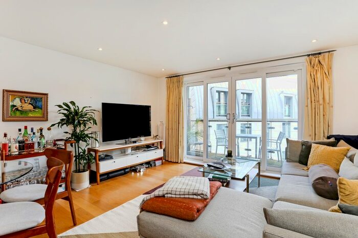 2 Bedroom Flat To Rent In Owen Street, London, EC1V