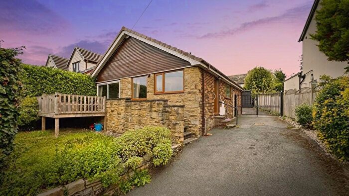 3 Bedroom Detached Bungalow For Sale In Larkfield Crescent, Rawdon, Leeds, West Yorkshire, LS19