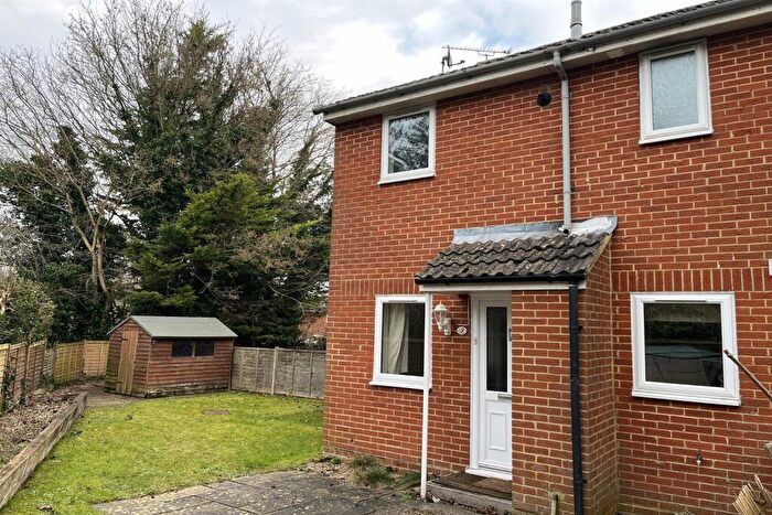 1 Bedroom House To Rent In Black Dam, Basingstoke, RG21