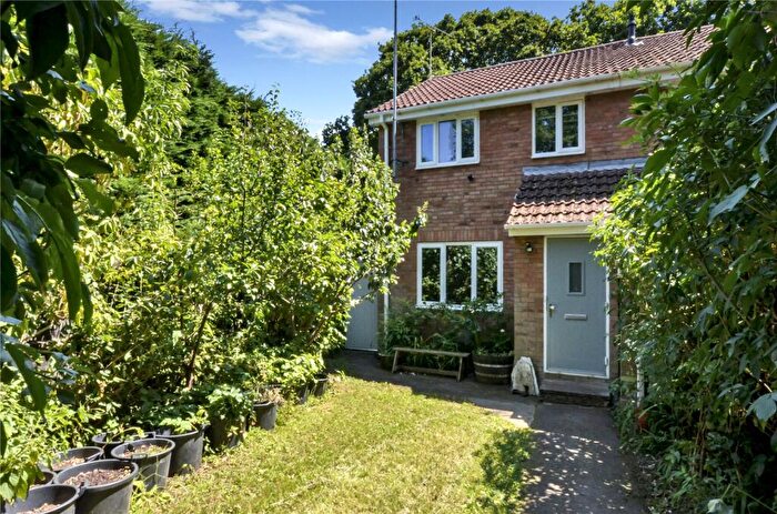 3 Bedroom End Of Terrace House For Sale In Bay Close, Three Legged Cross, Wimborne, Dorset, BH21