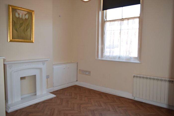 2 Bedroom Property To Rent In - Princes Street, Blackburn, BB2