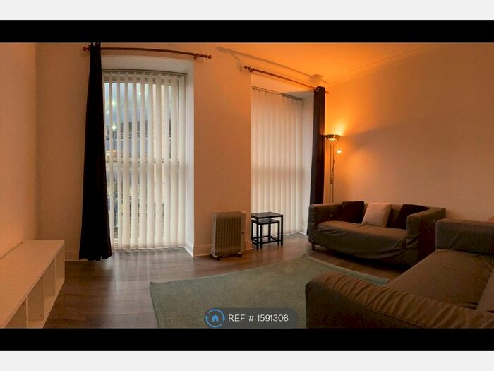 2 Bedroom Flat To Rent In Bank Street, Dundee, DD1