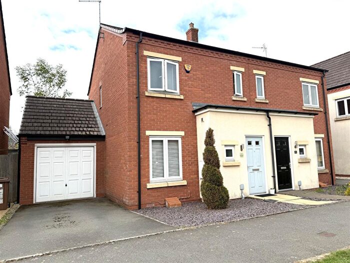 3 Bedroom Semi-Detached House For Sale In Priory Avenue, Hawksyard, Rugeley, WS15
