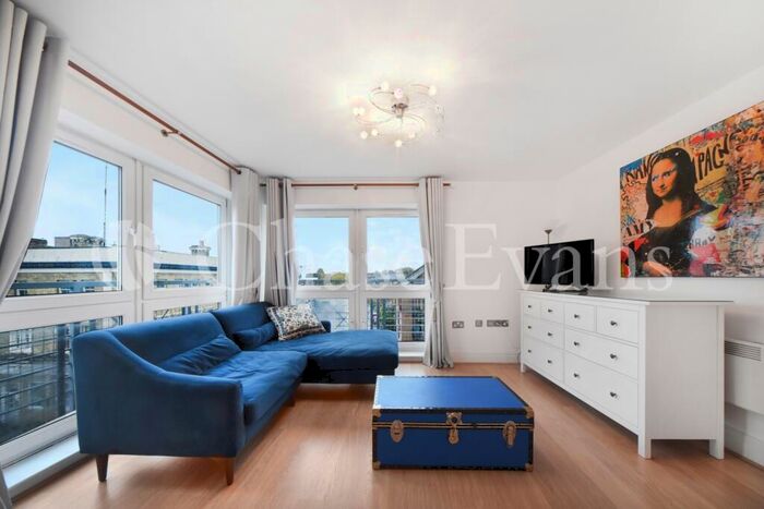 2 Bedroom Flat To Rent In St. Davids Square, Docklands, London, E14