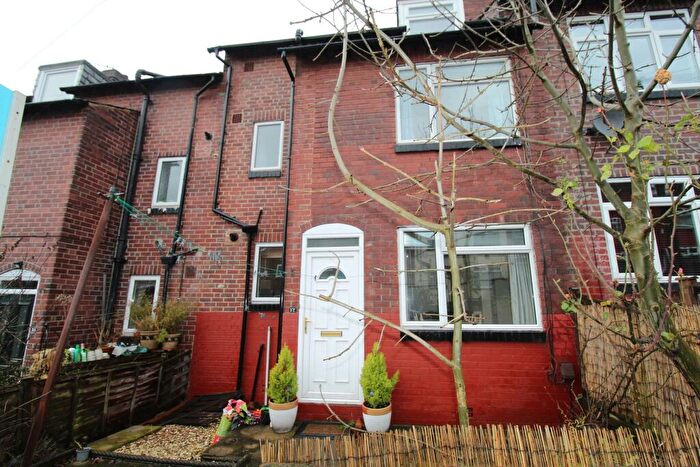 2 Bedroom Terraced House To Rent In Norman View, Kirkstall, Leeds, LS5