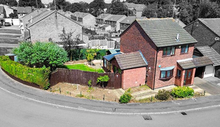 3 Bedroom Link Detached House For Sale In Birkenshaw Road, Off Groby Road, Leicester, LE3