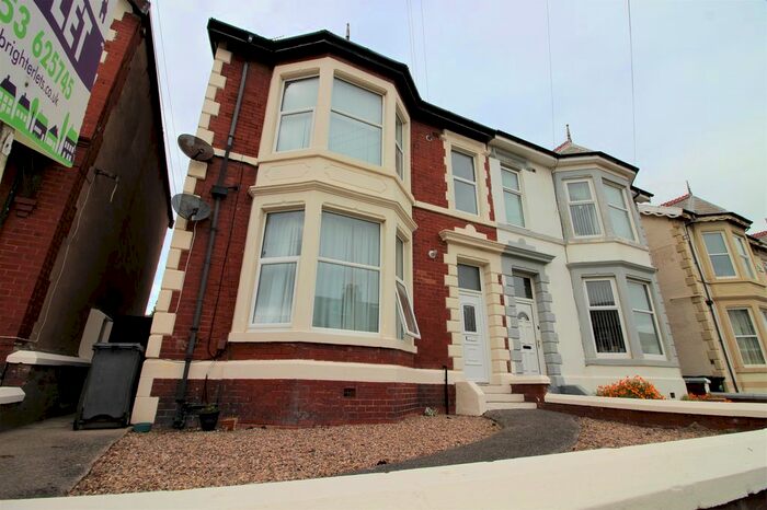 1 Bedroom Flat To Rent In Burlington Road, Blackpool, FY4