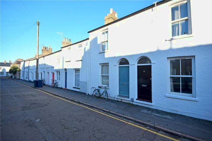2 Bedroom Terraced House To Rent In Grafton Street, Cambridge, CB1