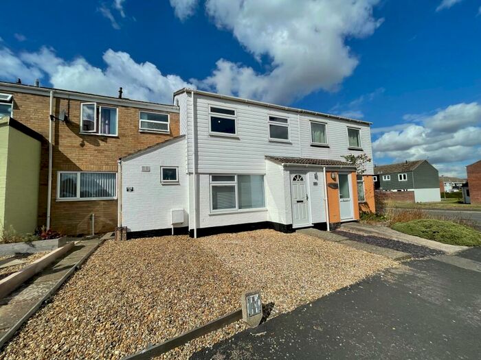 3 Bedroom Terraced House To Rent In Lovell Gardens, Watton, IP25