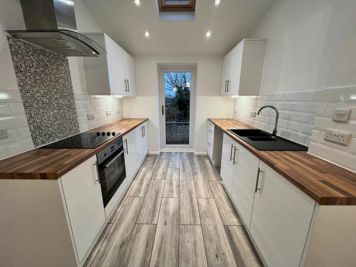 3 Bedroom Semi-Detached House To Rent In Grange Lane, Burghwallis, DN6