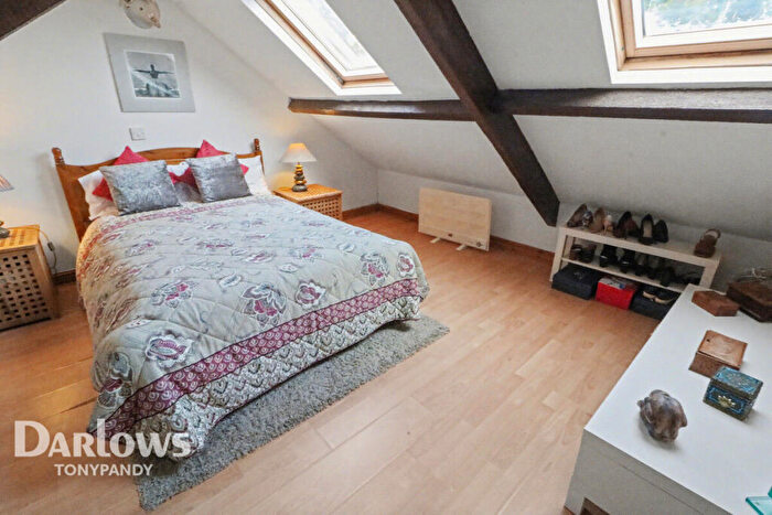 3 Bedroom End Of Terrace House For Sale In Margaret Street, Pentre, CF41