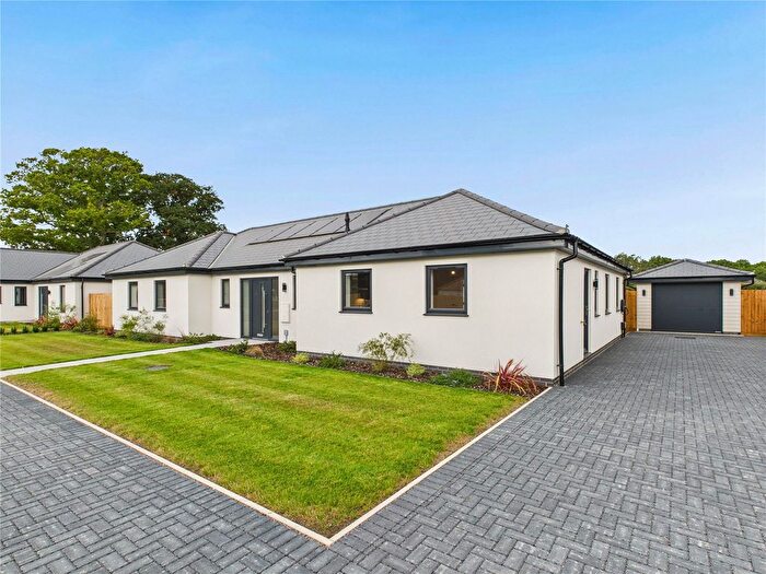 4 Bedroom Bungalow For Sale In The Drey, Hazel Grove, Woodview Grove, Bentley, Ipswich, IP9