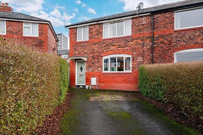 3 Bedroom Semi Detached House For Sale In Chadwick Terrace, Macclesfield, SK10