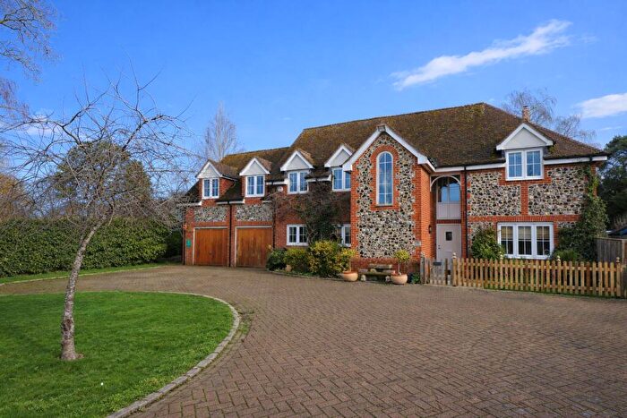 8 Bedroom Detached House For Sale In Churchfield Lane, Benson, OX10