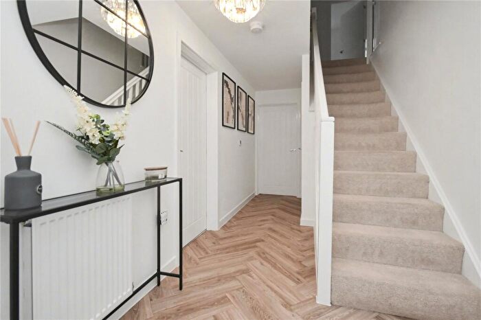 5 Bedroom Detached House For Sale In Quarry Avenue, Micklefield, Leeds, West Yorkshire, LS25