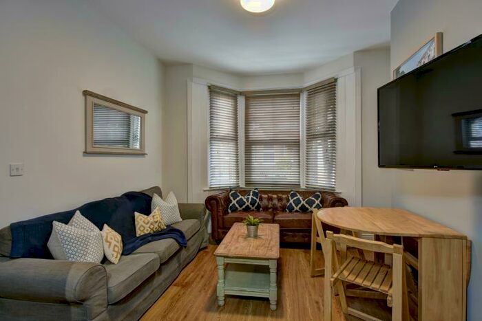 6 Bedroom Terraced House To Rent In Park Road, Exeter, EX1