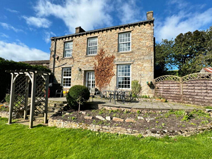 3 Bedroom Farm House To Rent In Woodhall, Leyburn, DL8