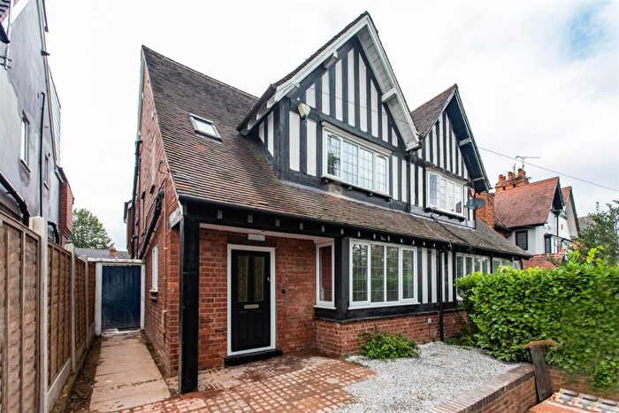 8 Bedroom House To Rent In Bournbrook Road, Birmingham, B29