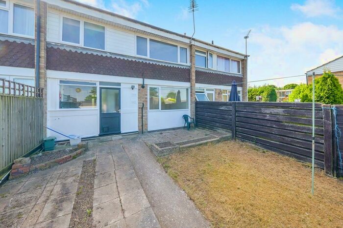 3 Bedroom Terraced House To Rent In Crawley Drive, Hemel Hempstead, Hertfordshire, HP2