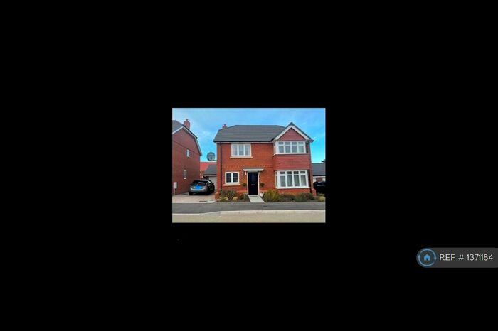 4 Bedroom Detached House To Rent In Harvest Lane, Gravesend, DA11
