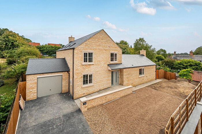 4 Bedroom Detached House For Sale In Cedar House, Corby Glen, Grantham, NG33