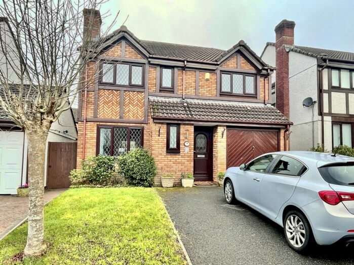 4 Bedroom Detached House For Sale In Bowers Park Drive, Woolwell