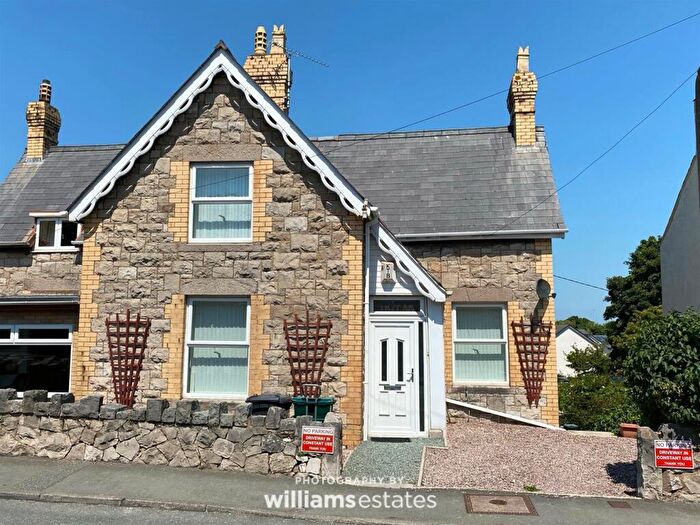 2 Bedroom Semi-Detached House For Sale In Abergele Road, Llanddulas, LL22