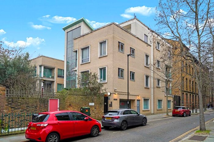 1 Bedroom Apartment For Sale In The Copper Works, Railway Street, London, N1