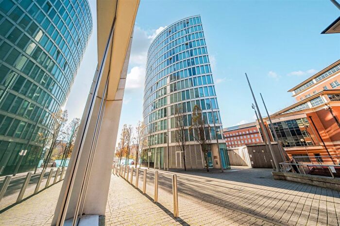 1 Bedroom Flat To Rent In Glass Wharf, Bristol, BS2