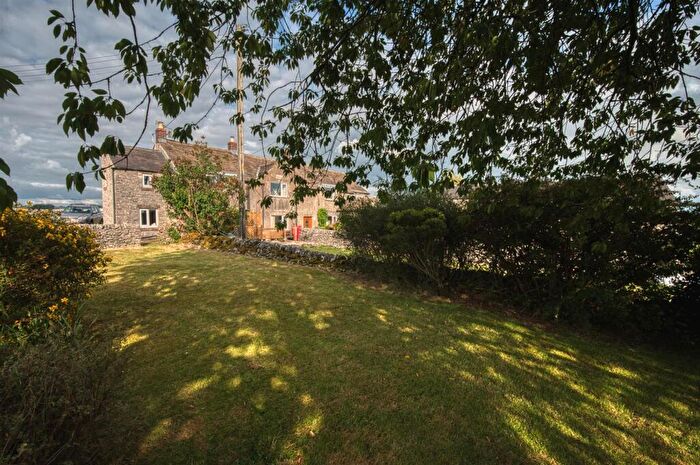 2 Bedroom Terraced House For Sale In Moorview, Flagg, SK17