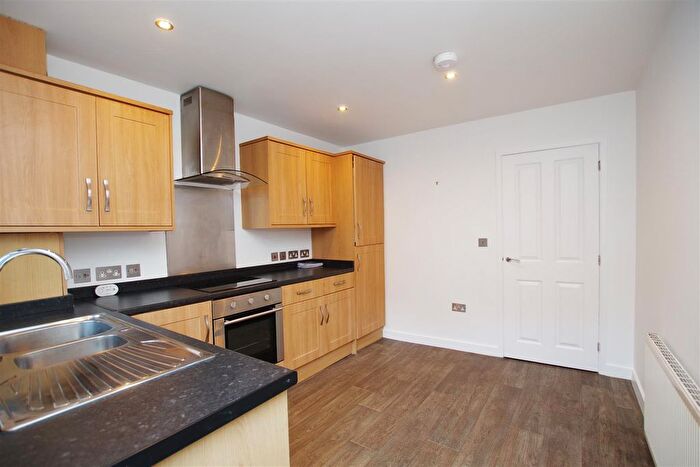 2 Bedroom Semi-Detached House For Sale In Eastcott Hill, Town Centre, SN1