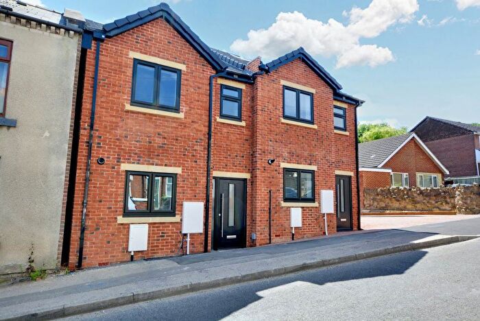 4 Bedroom Semi-Detached House To Rent In Hands Road, Heanor, DE75