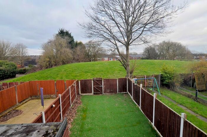 3 Bedroom Terraced House For Sale In Wood Leasow, Quinton, Birmingham, B32