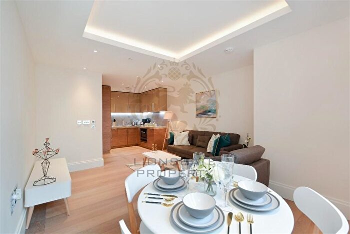 1 Bedroom Flat To Rent In Savoy House, Westminster, WC2R