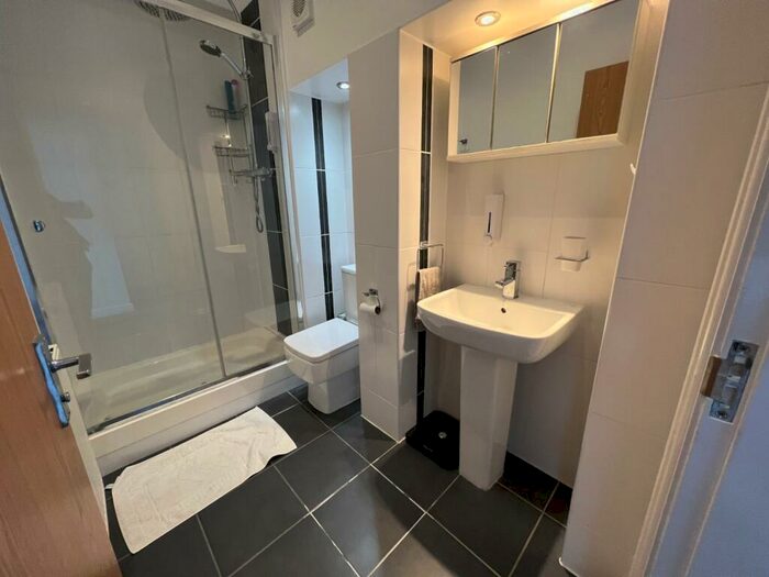 1 Bedroom Flat To Rent In Stanmore Road, Birmingham, West Midlands, B16