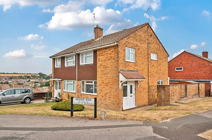 3 Bedroom Semi-detached House For Sale In Herne Rise, Ilminster, Somerset, TA19