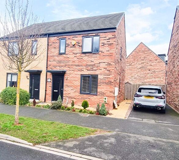 2 Bedroom Semi Detached House For Sale In Lake View, Lakeside, Doncaster, DN4