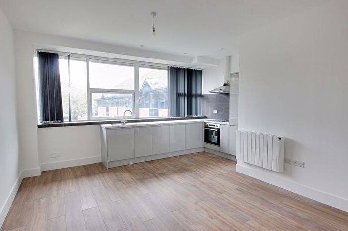 1 Bedroom Flat To Rent In Pavilions Court, Windsor Road, Trowbridge, BA14