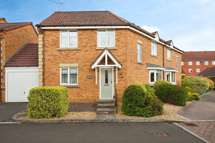3 Bedroom Semi-Detached House For Sale In Eyles Road, Devizes, SN10