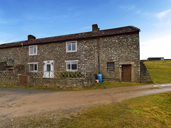 3 Bedroom Semi-Detached House For Sale In Arkengarthdale, Richmond, DL11