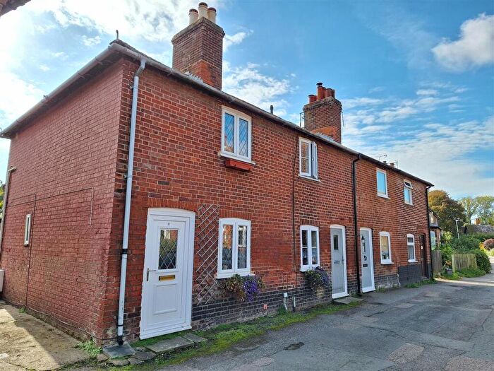 2 Bedroom End Of Terrace House For Sale In Brewery Lane, Bridge, CT4
