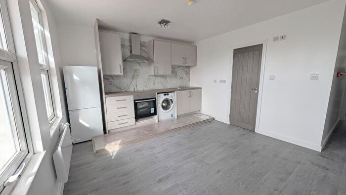 Studio To Rent In Eastcote Road, Harrow, HA2