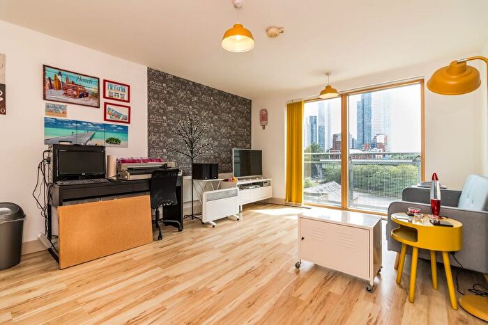 1 Bedroom Flat For Sale In Water Street, Manchester, M3