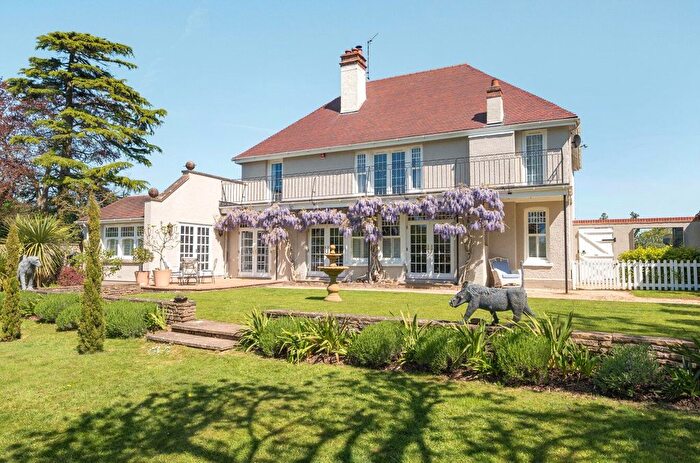 4 Bedroom Detached House For Sale In Exton, Exeter, EX3