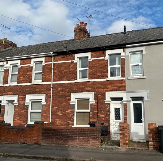 2 Bedroom Terraced House For Sale In Deburgh Street, Rodbourne, Swindon, SN2