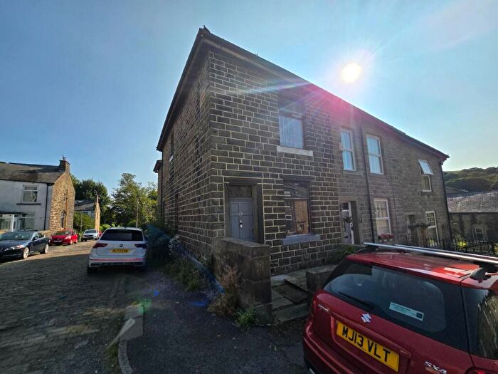 3 Bedroom Terraced House For Sale In York Street, Rossendale, BB4